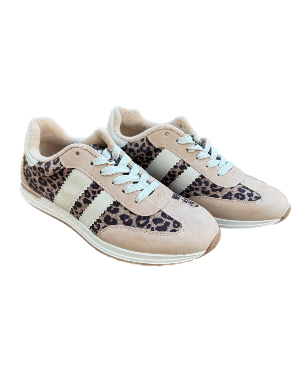 DV by Dolce Vita Women's Sneaker, LEOPARD PRINT, Beige Casual US WOMENS SIZE 9